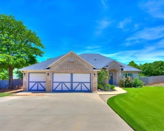 1790 Buckskin Ct, Blanchard, OK 73010