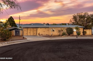 8227 E Cooper Place, Tucson, AZ 85710