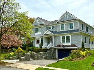 25 Lincoln St, Larchmont, NY 10538