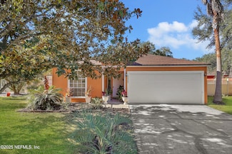 8222 Lake Woodbourne Dr E, Jacksonville, FL 32217