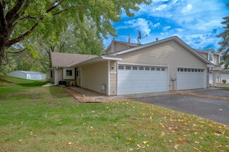 7551 15th Street Ln N, Saint Paul, MN 55128