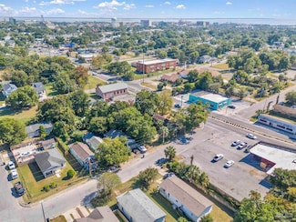 806 N D St, Pensacola, FL 32501