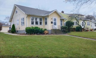 2008 Forres Ave, Saint Joseph, MI 49085