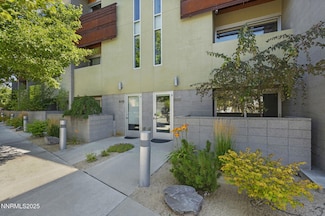 880 S Center St, Reno, NV 89501