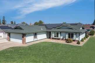 1800 Meadow Ln, Lincoln, CA 95648