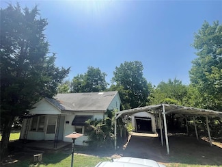 1001 N 4th St, Duncan, OK 73533