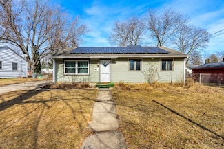 114 Meadow Ave, Woodstock, IL 60098