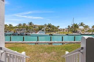 7041 Harbor Village Dr, Marathon, FL 33050