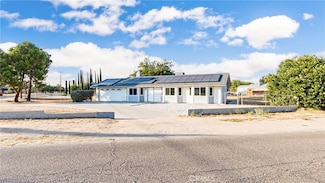 10219 Victor Ave, Hesperia, CA 92345