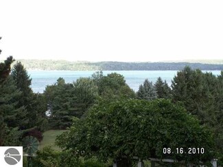 9680 Bluff Trail, Williamsburg, MI 49690