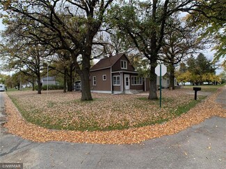 301 Jefferson Ave SW, Fertile, MN 56540