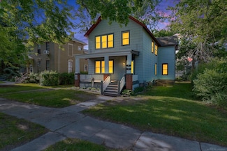734 Court St, Port Huron, MI 48060