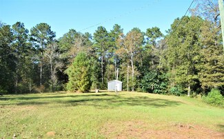 1067 Nelson Dr, McComb, MS 39648