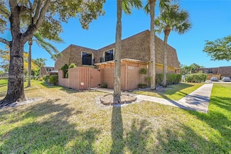 5517 NW 59th Place, Tamarac, FL 33319