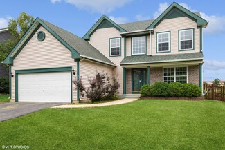 560 Lake Plumleigh Way, Algonquin, IL 60102
