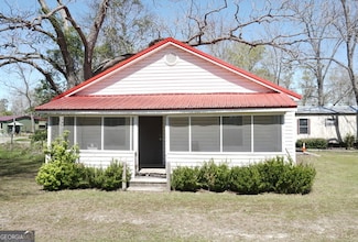 319 Isabella St, Abbeville, GA 31001