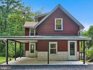 204 Stanhope Rd, Pine Grove, PA 17963