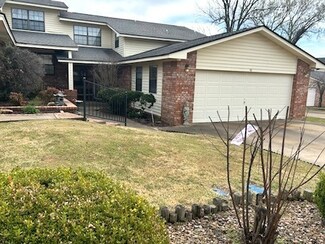 40 Club Road Village, Dover, AR 72837