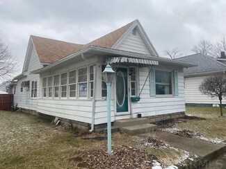1312 W Nelson St, Marion, IN 46952