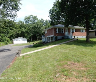 2481 Armstrong Ln, Mount Washington, KY 40047