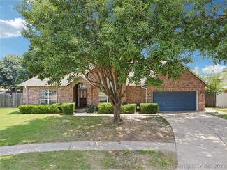 4301 S Beech Ave, Broken Arrow, OK 74011