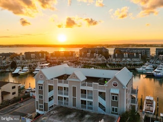310 13th St Unit 302, Ocean City, MD 21842