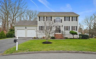 26 Greenhouse Way, Randolph, MA 02368