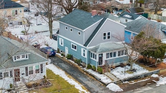 36 Sherwood Rd, North Weymouth, MA 02191