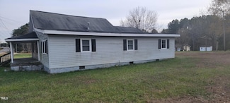 332 Bass Lake Rd, Holly Springs, NC 27540