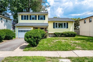12 Herold Place, Metuchen, NJ 08840