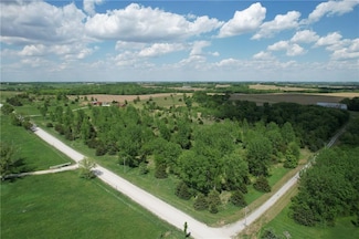 0 Middle Rd, Weston, MO 64098
