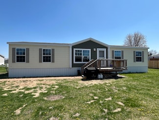 1002 Chaparral Dr, Brookings, SD 57006