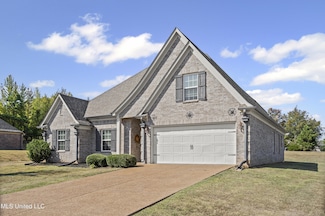 2306 Christian Ln, Southaven, MS 38672