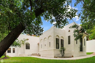 828 35th St, West Palm Beach, FL 33407