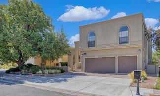 8712 Greenarbor Rd NE, Albuquerque, NM 87122