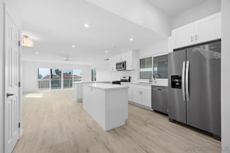 2157 Manchester Ave, Encinitas, CA 92007