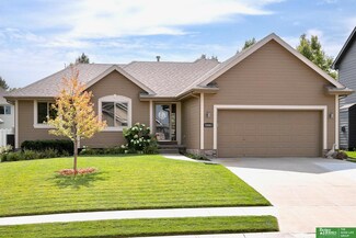 16563 Birch Ave, Omaha, NE 68136