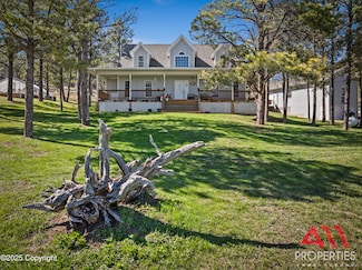 63 N 21st St, Sundance, WY 82729