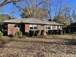 447 Whitehead Rd, Athens, GA 30606