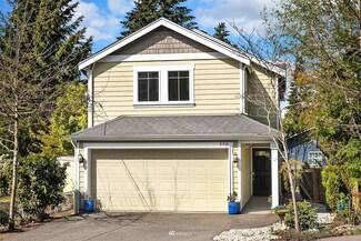 6216 NE 196th St, Kenmore, WA 98028