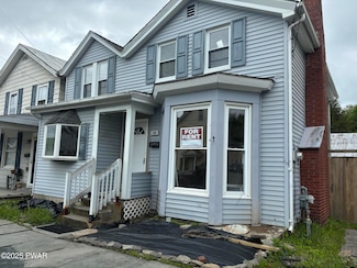 308 Keystone St, Hawley, PA 18428