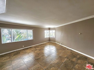 4045 W 28th St, Los Angeles, CA 90018