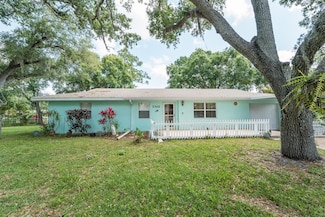 7302 Banyan St, Fort Pierce, FL 34951
