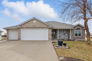 5011 Council Pointe Rd, Council Bluffs, IA 51501