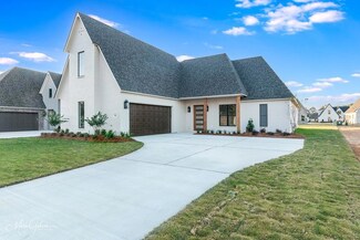 48 Turtle Creek Dr, Benton, LA 71006