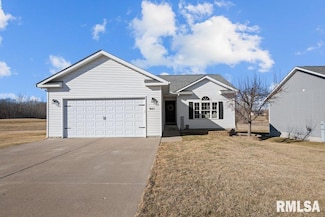 941 5th Ave W, Andalusia, IL 61232