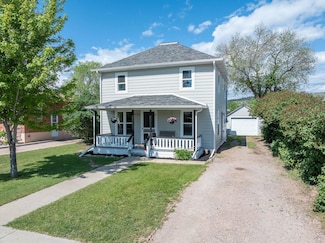 721 Dilger Ave, Rapid City, SD 57701