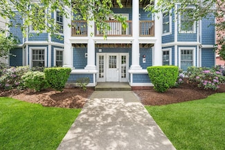 15 Whipple Ave Unit 5, Roslindale, MA 02131