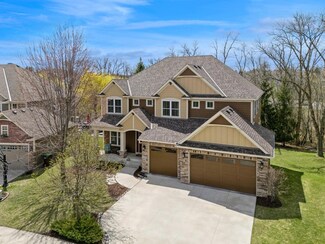 15755 56th Ave N, Plymouth, MN 55446