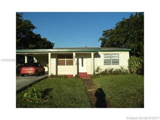 221 SW 68th Ave, Pembroke Pines, FL 33023